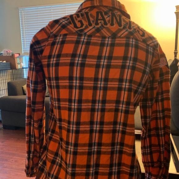 San Francisco Giants Women’s flannel - Picture 7 of 8